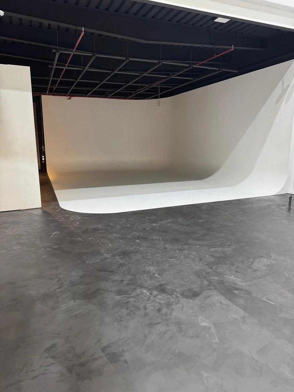 Warehouse Interior Project, Dubai, original project view 1